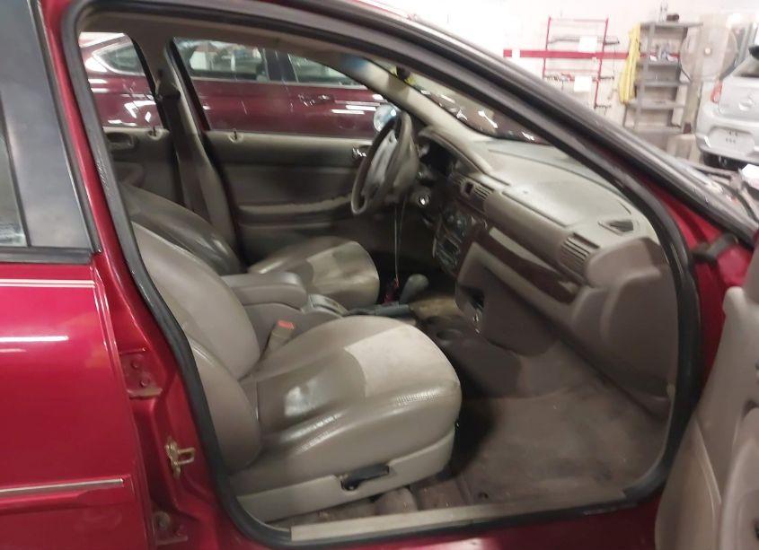 Photo 5 of 2004 Chrysler Sebring LIMITED (VIN 1C3EL66R24N228648)