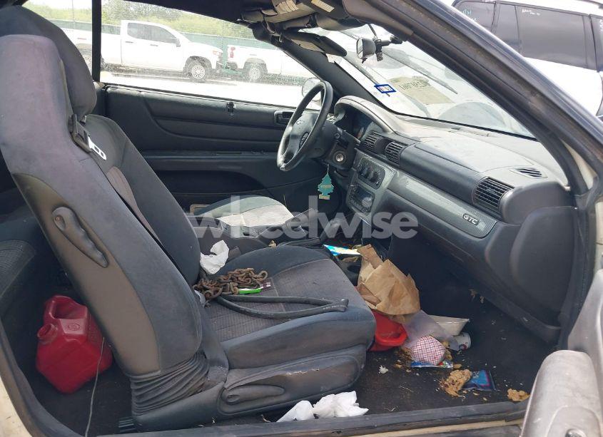 Photo 5 of 2005 Chrysler Sebring GTC (VIN 1C3EL75R15N625177)