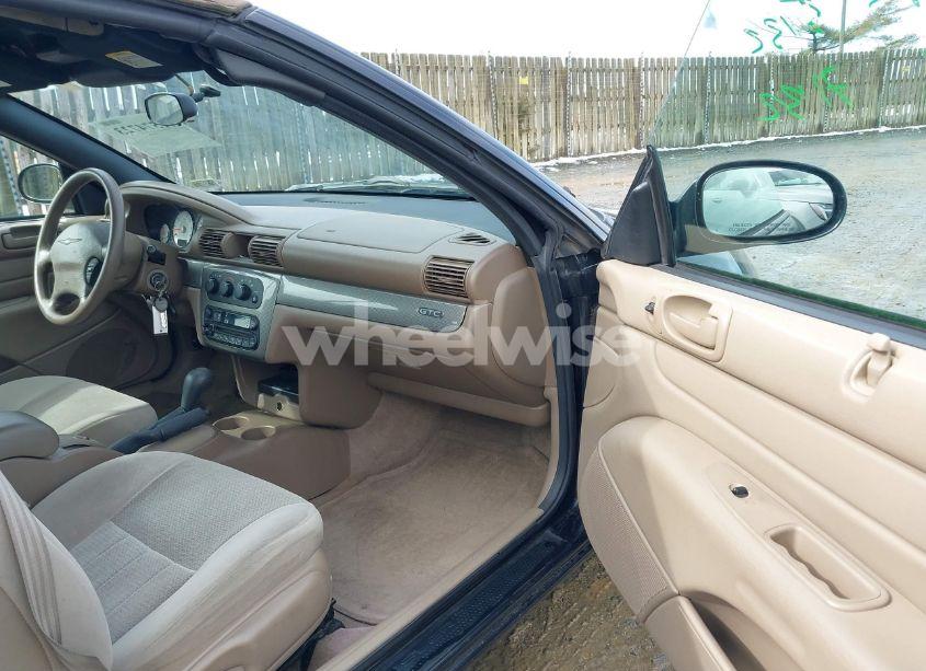 Photo 5 of 2004 Chrysler Sebring GTC (VIN 1C3EL75R24N414102)