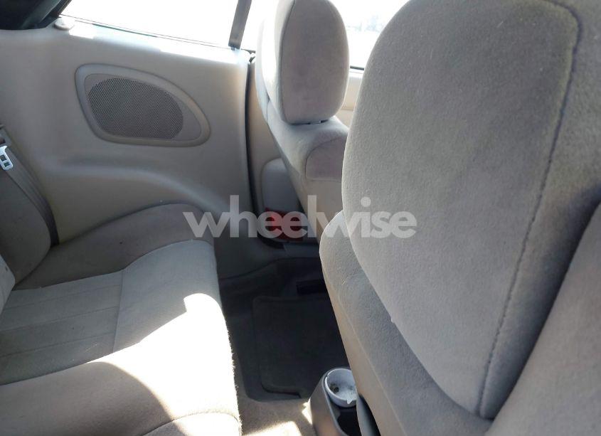 Photo 8 of 2005 Chrysler Sebring GTC (VIN 1C3EL75R55N655816)