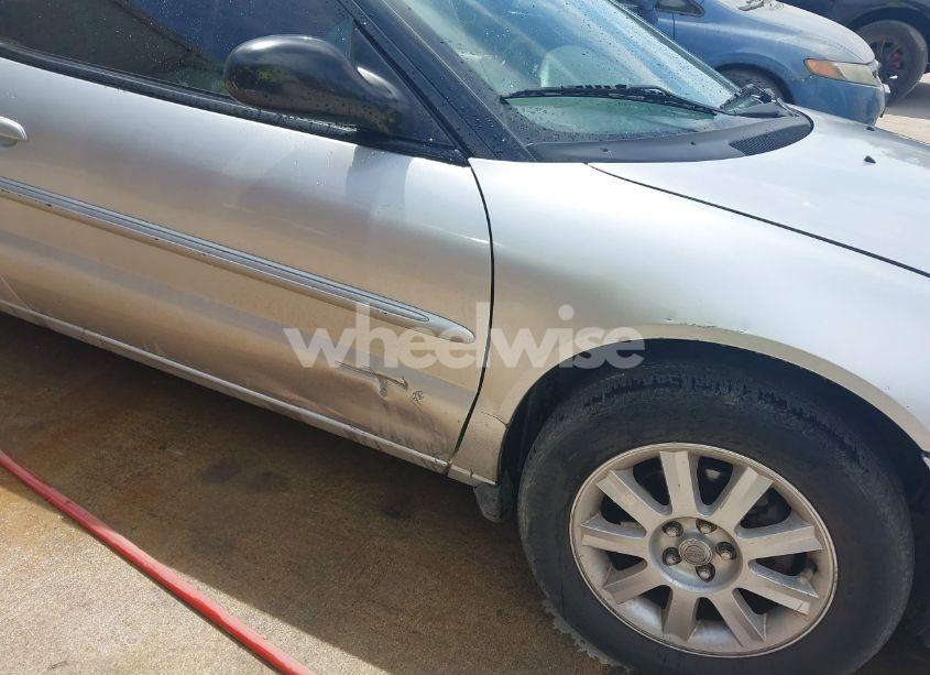 Photo 6 of 2005 Chrysler Sebring GTC (VIN 1C3EL75R65N503768)