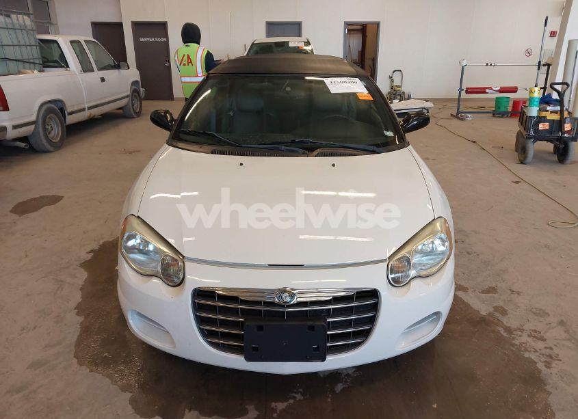 Photo 12 of 2005 Chrysler Sebring GTC (VIN 1C3EL75R75N631713)