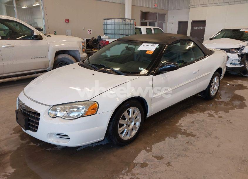 Photo 2 of 2005 Chrysler Sebring GTC (VIN 1C3EL75R75N631713)