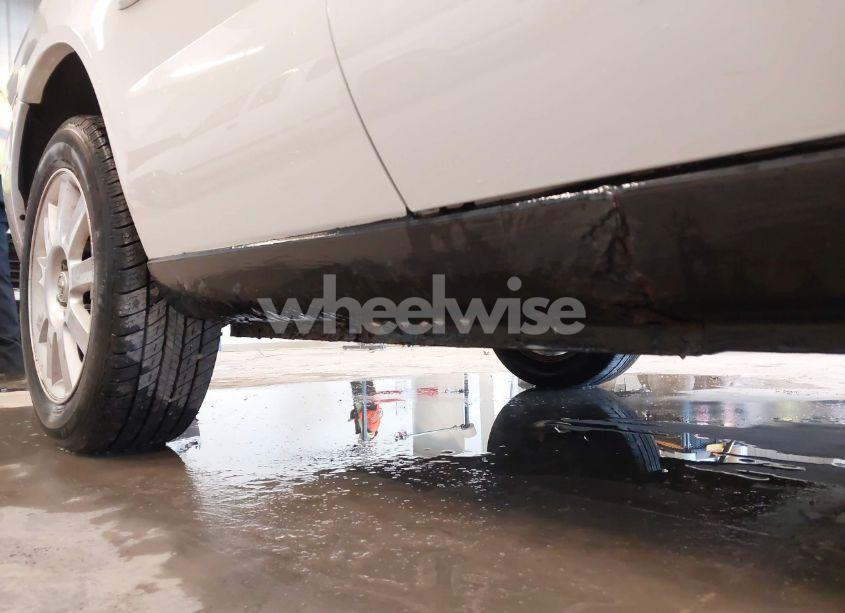 Photo 20 of 2005 Chrysler Sebring GTC (VIN 1C3EL75R75N631713)