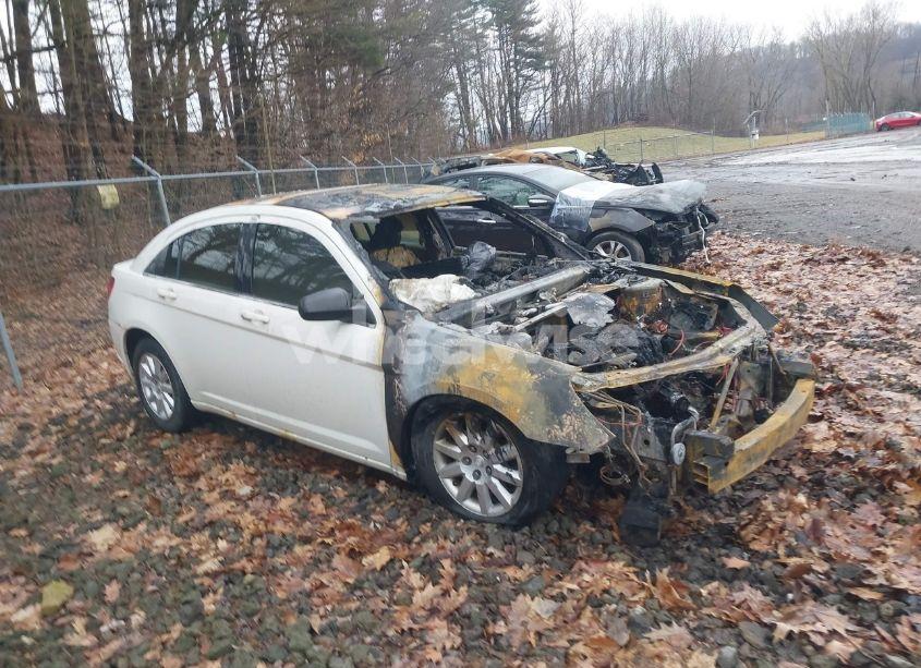 2008 Chrysler Sebring LX (VIN 1C3LC46J48N197821) main photo