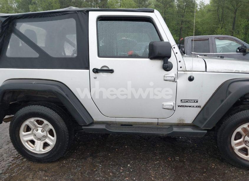 Photo 14 of 2012 Jeep Wrangler SPORT (VIN 1C4AJWAG0CL273538)