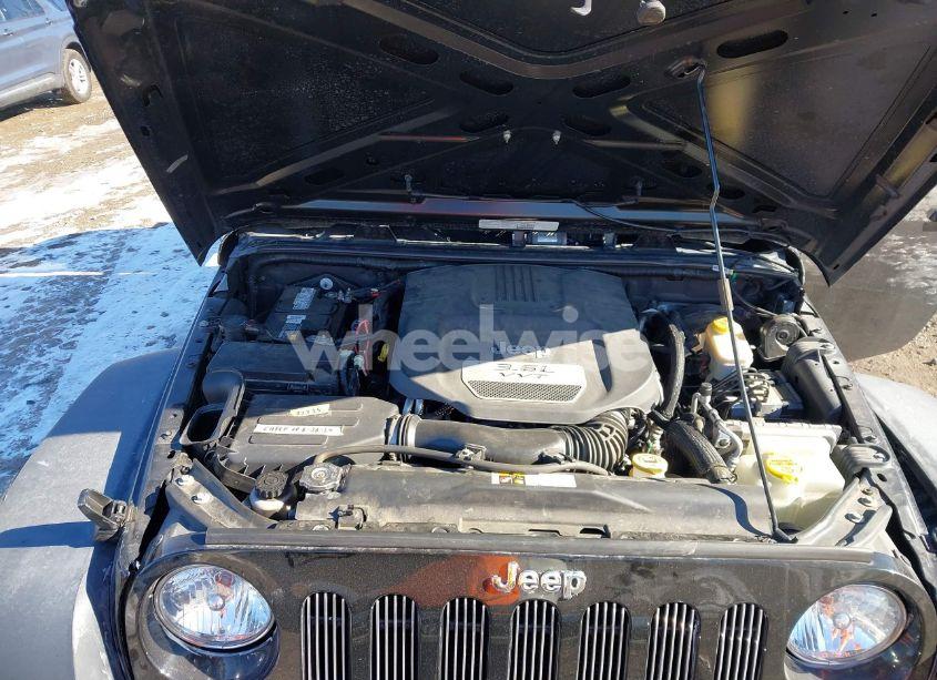 Photo 10 of 2013 Jeep Wrangler SPORT (VIN 1C4AJWAG0DL521398)