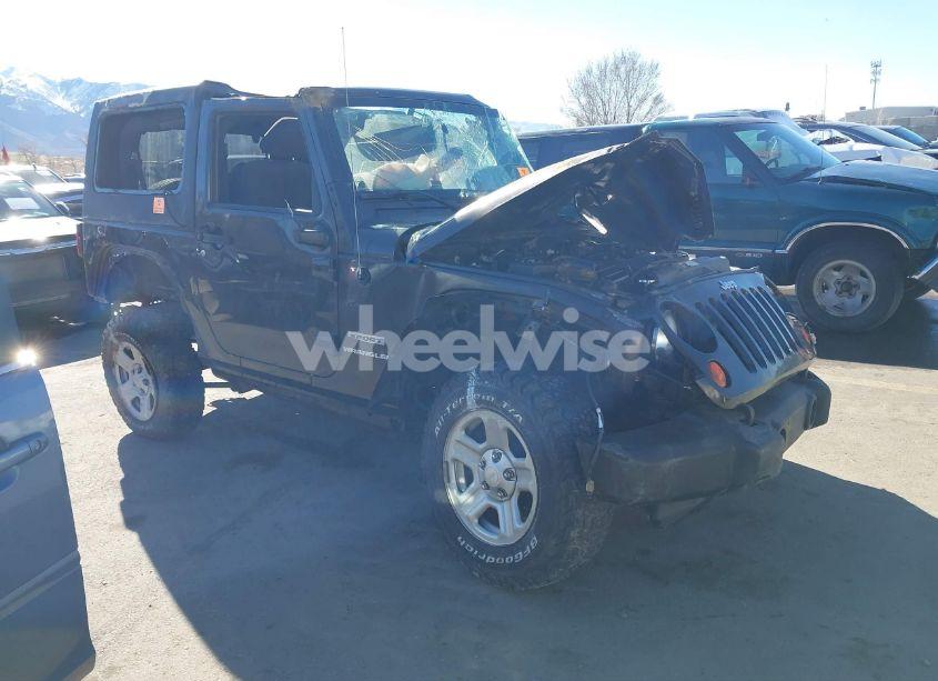 2013 Jeep Wrangler SPORT (VIN 1C4AJWAG0DL645039) main photo