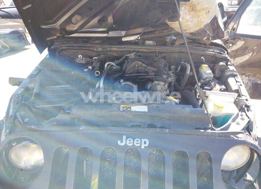 Photo 10 of 2013 Jeep Wrangler SPORT (VIN 1C4AJWAG0DL645039)
