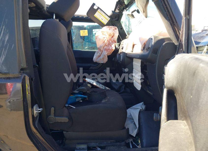 Photo 5 of 2013 Jeep Wrangler SPORT (VIN 1C4AJWAG0DL645039)