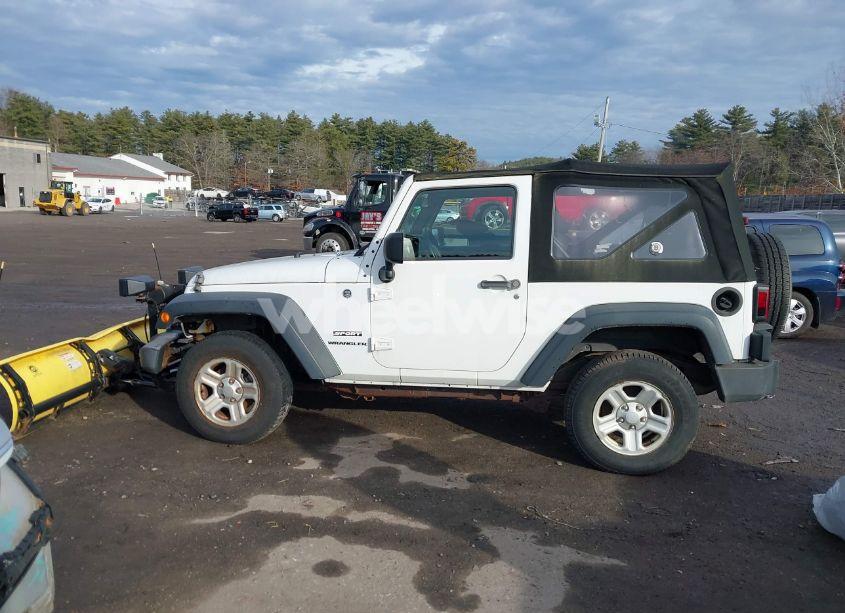 Photo 14 of 2013 Jeep Wrangler SPORT (VIN 1C4AJWAG0DL645056)