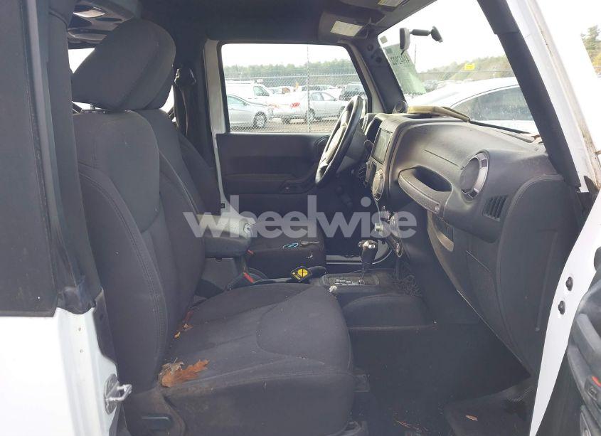 Photo 5 of 2013 Jeep Wrangler SPORT (VIN 1C4AJWAG0DL645056)