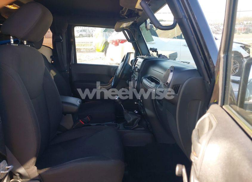 Photo 5 of 2014 Jeep Wrangler WILLYS WHEELER (VIN 1C4AJWAG0EL292707)