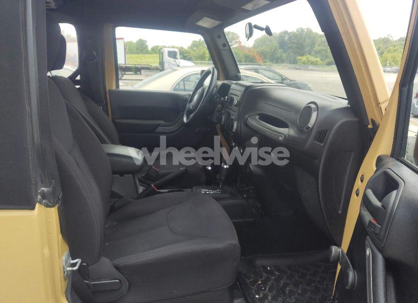 Photo 5 of 2013 Jeep Wrangler SPORT (VIN 1C4AJWAG1DL672816)