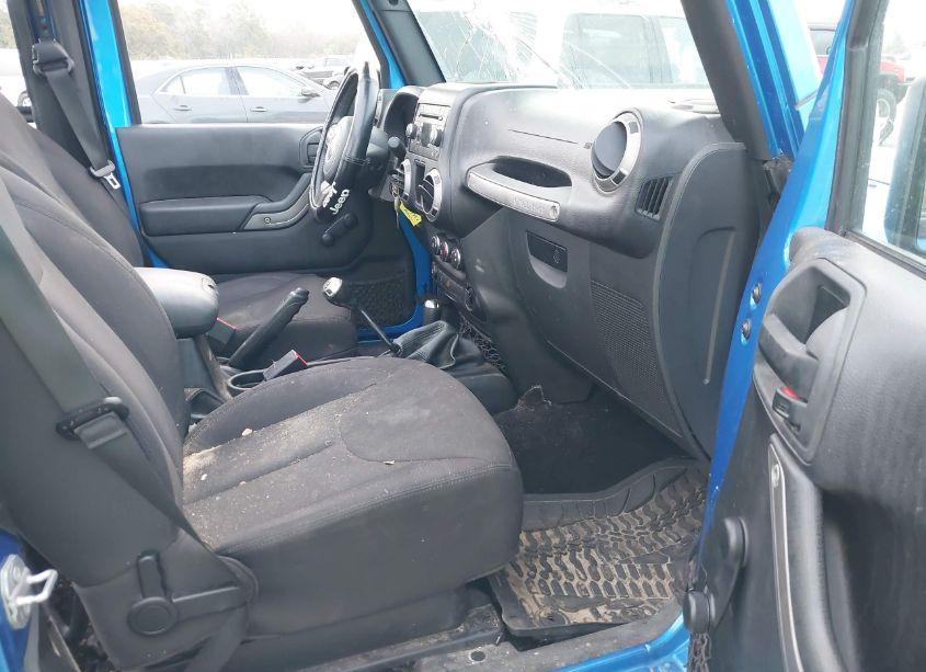 Photo 5 of 2015 Jeep Wrangler SPORT (VIN 1C4AJWAG2FL688400)