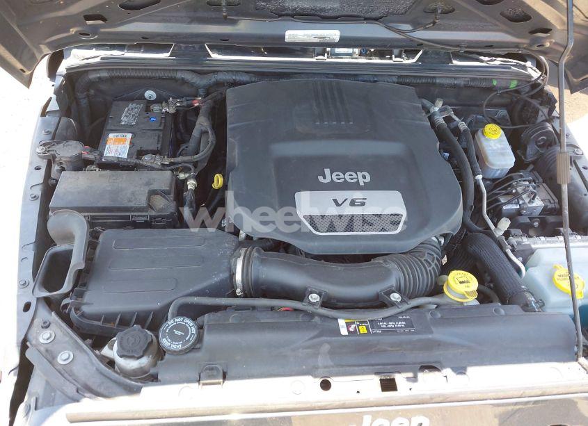 Photo 10 of 2017 Jeep Wrangler SPORT 4X4 (VIN 1C4AJWAG2HL756021)