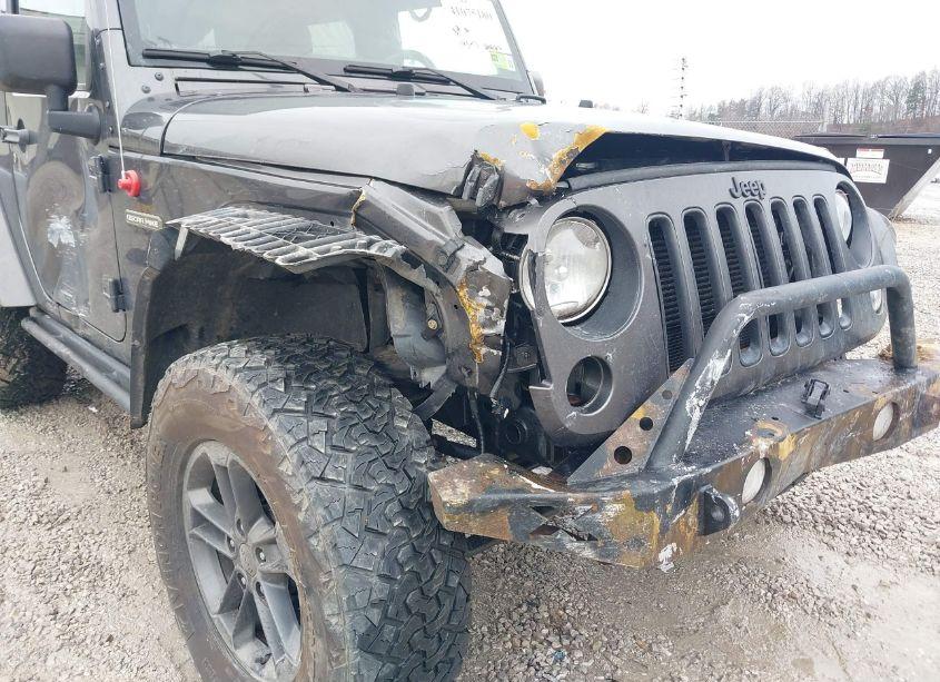 Photo 6 of 2018 Jeep Wrangler JK FREEDOM EDITION 4X4 (VIN 1C4AJWAG2JL834836)