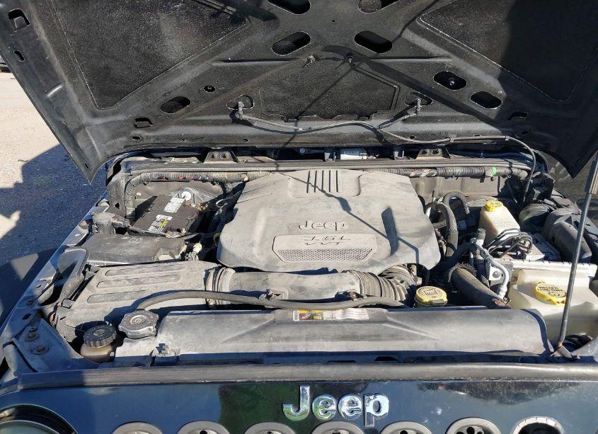 Photo 10 of 2013 Jeep Wrangler SPORT (VIN 1C4AJWAG3DL579800)