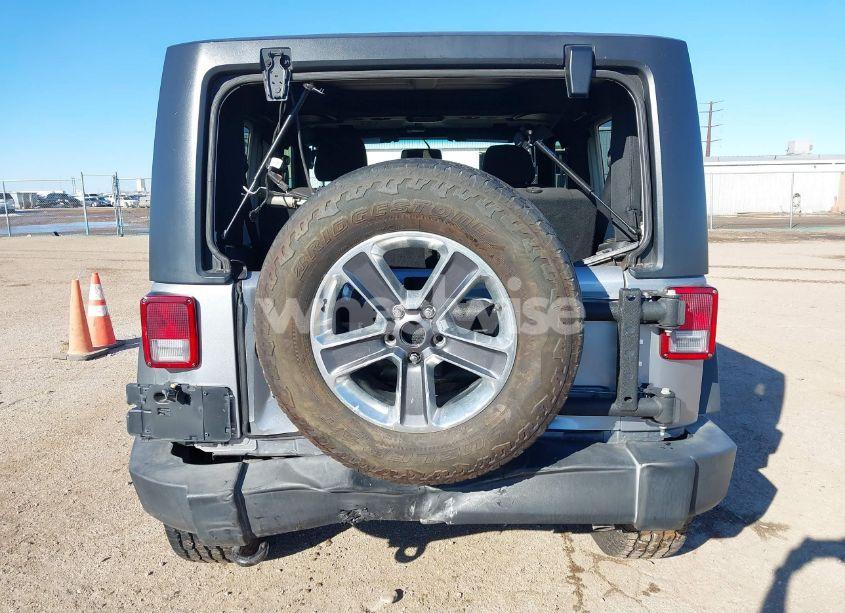 Photo 6 of 2017 Jeep Wrangler SPORT 4X4 (VIN 1C4AJWAG3HL630220)