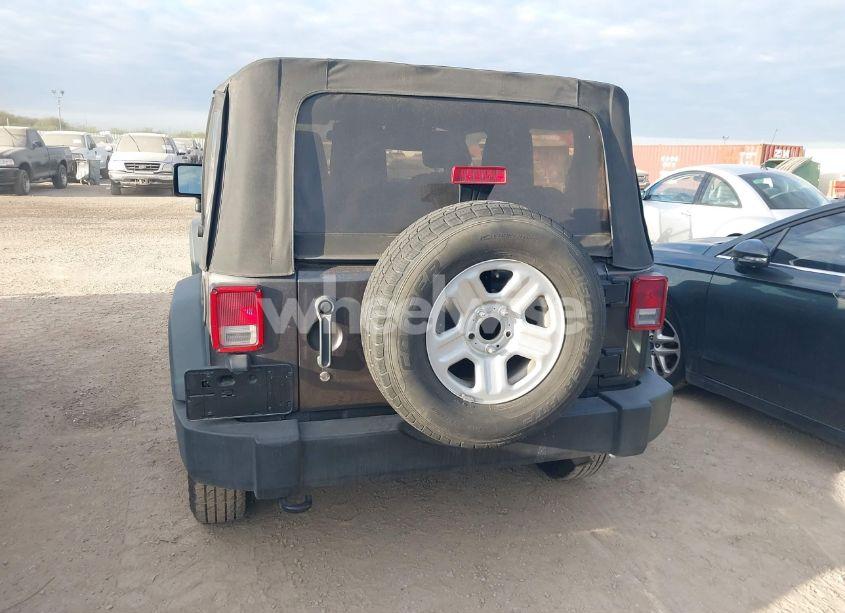 Photo 16 of 2014 Jeep Wrangler SPORT (VIN 1C4AJWAG5EL201012)