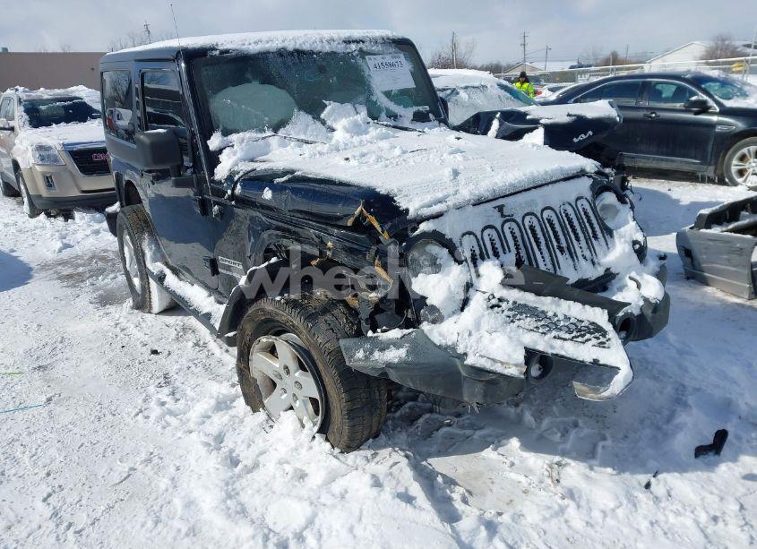 2014 Jeep Wrangler SPORT (VIN 1C4AJWAG5EL285994) main photo