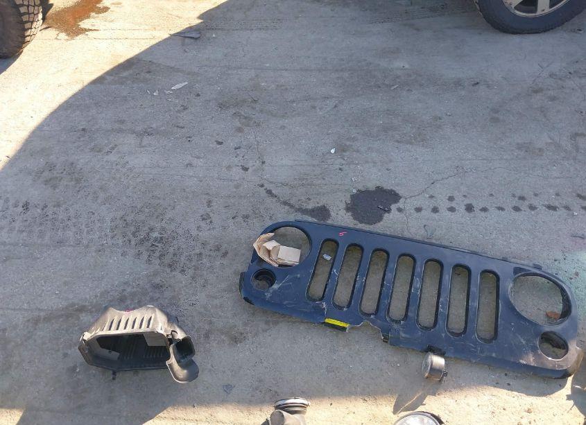 Photo 20 of 2015 Jeep Wrangler SPORT (VIN 1C4AJWAG5FL517625)