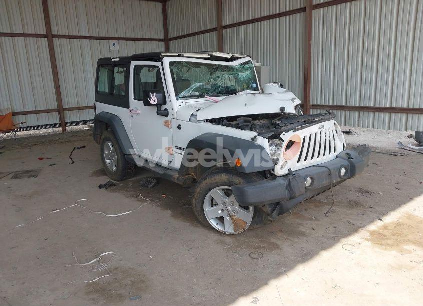 2015 Jeep Wrangler SPORT (VIN 1C4AJWAG5FL705223) main photo