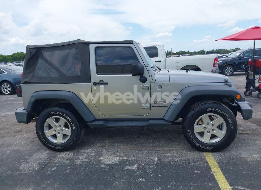 Photo 13 of 2017 Jeep Wrangler SPORT 4X4 (VIN 1C4AJWAG5HL612799)