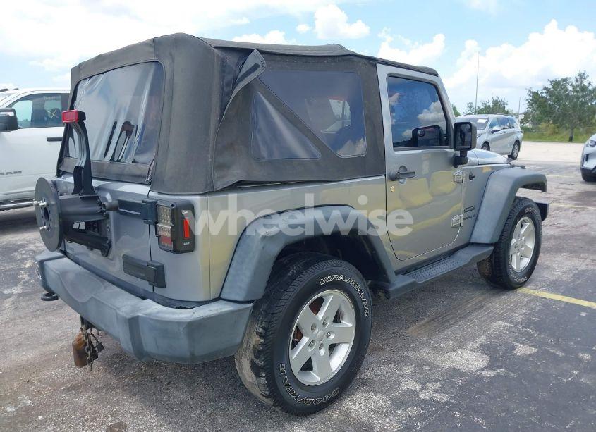 Photo 4 of 2017 Jeep Wrangler SPORT 4X4 (VIN 1C4AJWAG5HL612799)