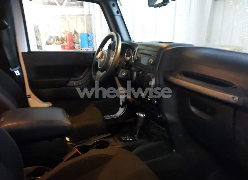 Photo 5 of 2017 Jeep Wrangler BIG BEAR 4X4 (VIN 1C4AJWAG5HL667589)