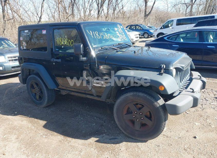 2013 Jeep Wrangler SPORT (VIN 1C4AJWAG6DL519607) main photo