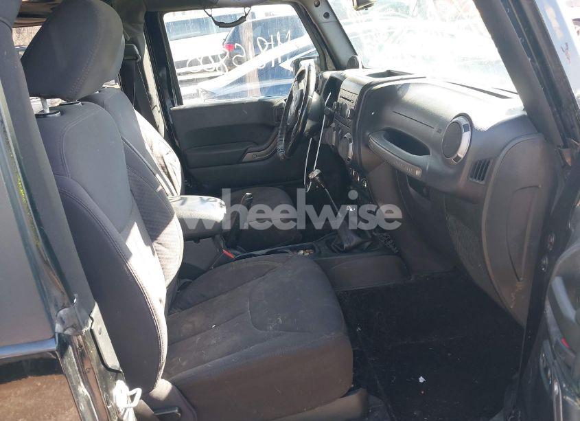 Photo 5 of 2013 Jeep Wrangler SPORT (VIN 1C4AJWAG6DL519607)