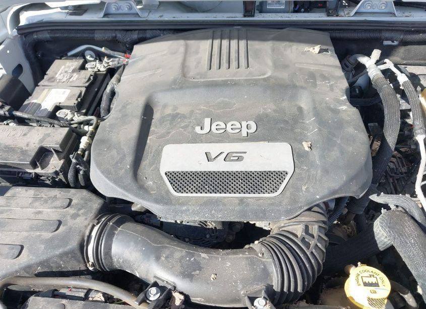 Photo 10 of 2015 Jeep Wrangler WILLYS WHEELER (VIN 1C4AJWAG6FL766063)