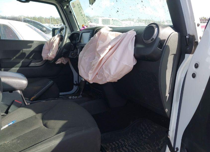 Photo 5 of 2015 Jeep Wrangler WILLYS WHEELER (VIN 1C4AJWAG6FL766063)