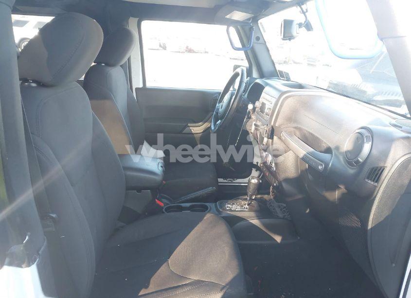 Photo 5 of 2018 Jeep Wrangler JK SPORT S 4X4 (VIN 1C4AJWAG6JL889127)