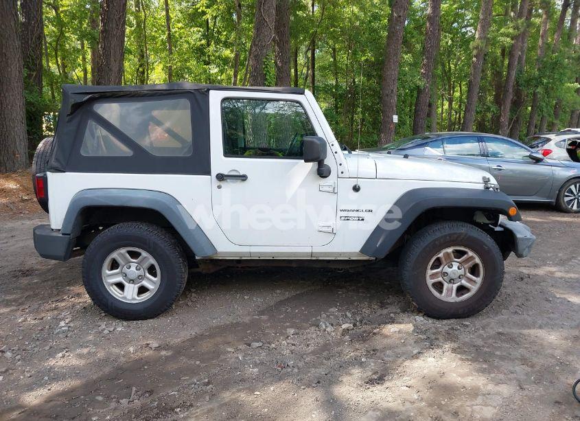 Photo 13 of 2012 Jeep Wrangler SPORT (VIN 1C4AJWAG7CL192200)