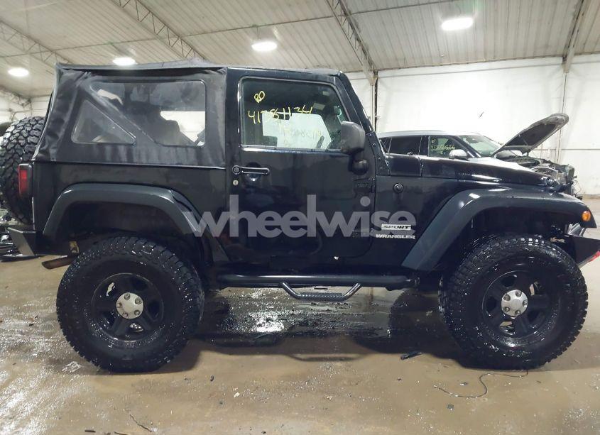 Photo 13 of 2014 Jeep Wrangler SPORT (VIN 1C4AJWAG7EL190840)