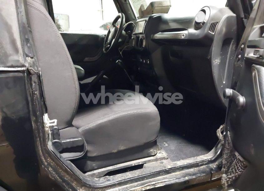 Photo 5 of 2014 Jeep Wrangler SPORT (VIN 1C4AJWAG7EL190840)