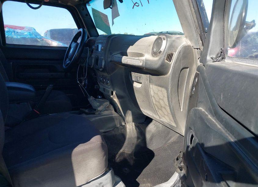 Photo 5 of 2016 Jeep Wrangler SPORT (VIN 1C4AJWAG7GL313703)