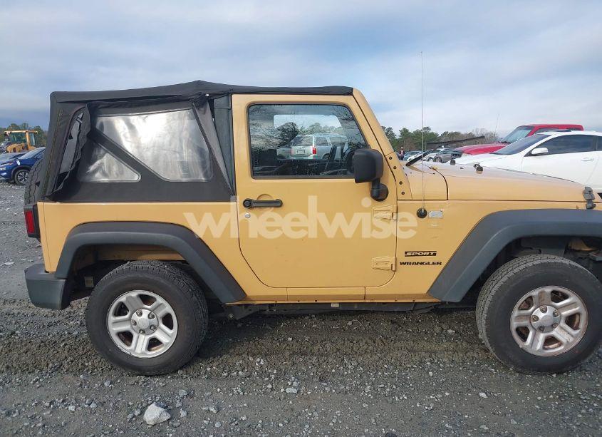 Photo 13 of 2014 Jeep Wrangler SPORT (VIN 1C4AJWAG8EL192337)