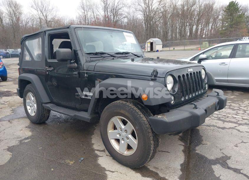 2014 Jeep Wrangler SPORT (VIN 1C4AJWAG9EL312856) main photo