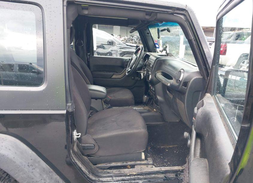 Photo 5 of 2013 Jeep Wrangler SPORT (VIN 1C4AJWAGXDL706204)