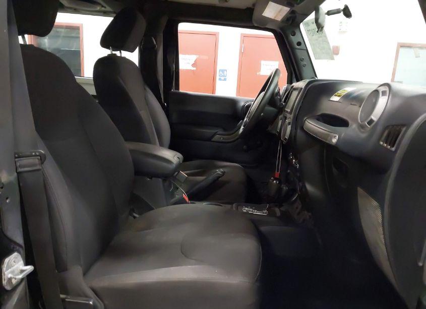 Photo 5 of 2014 Jeep Wrangler SPORT (VIN 1C4AJWAGXEL319332)