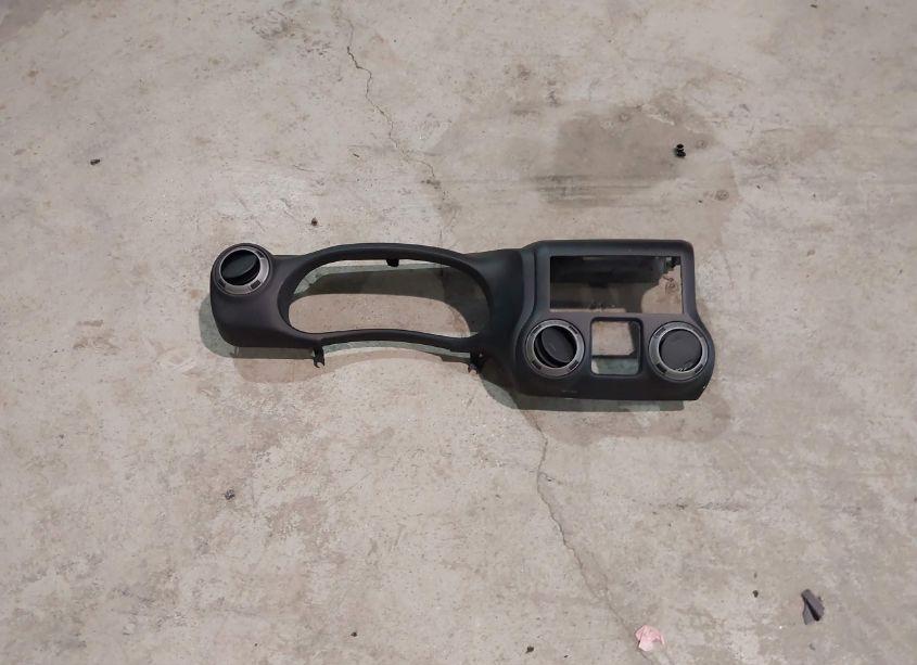 Photo 12 of 2015 Jeep Wrangler WILLYS WHEELER (VIN 1C4AJWAGXFL668587)