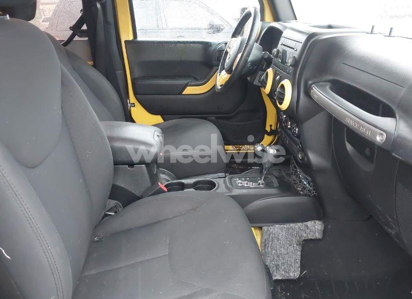 Photo 5 of 2015 Jeep Wrangler WILLYS WHEELER (VIN 1C4AJWAGXFL729114)