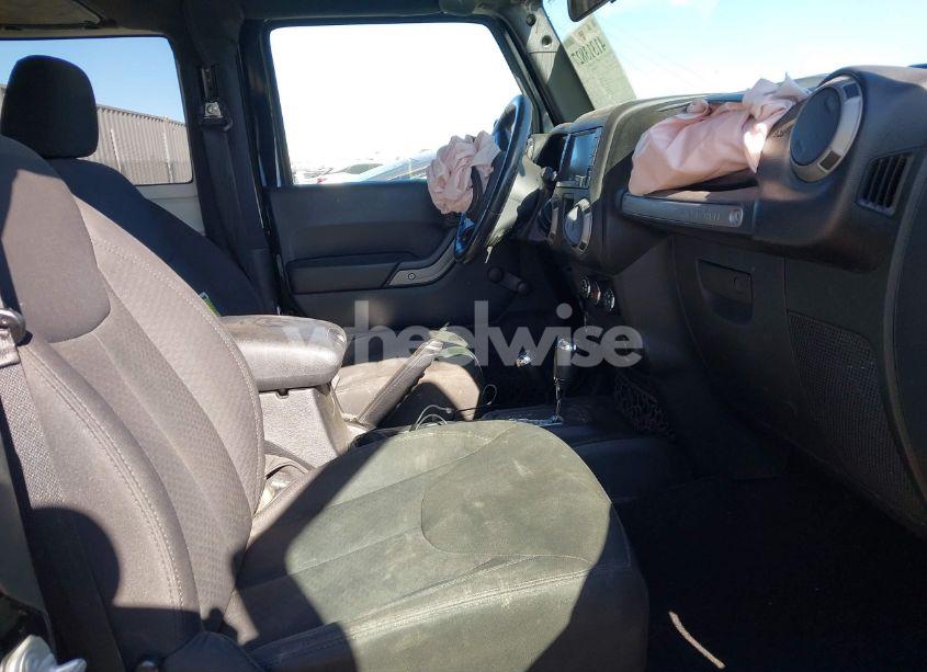 Photo 5 of 2016 Jeep Wrangler WILLYS WHEELER (VIN 1C4AJWAGXGL242397)