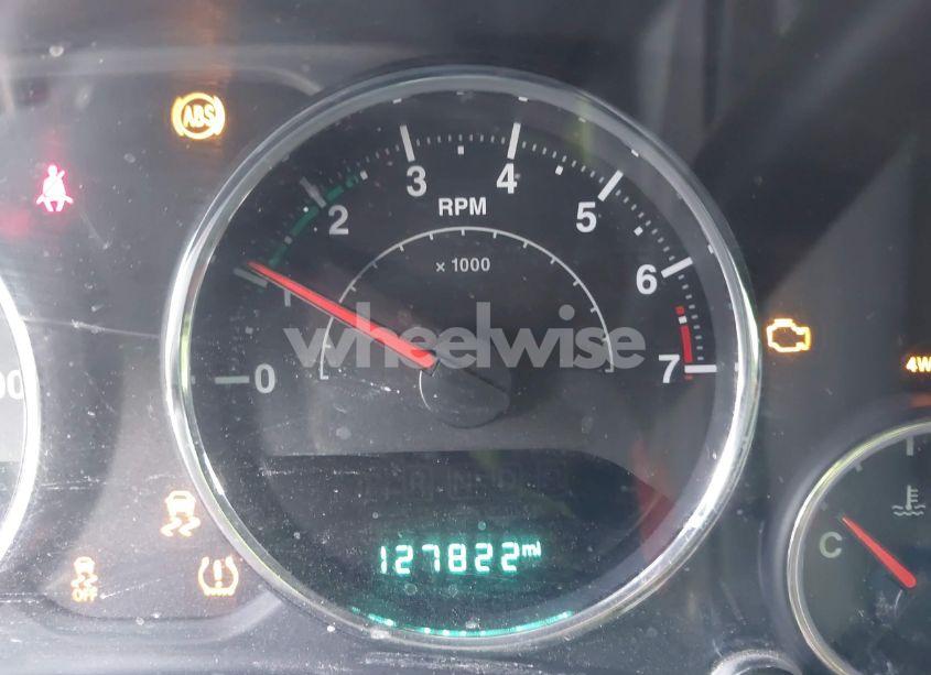 Photo 15 of 2017 Jeep Wrangler SPORT 4X4 (VIN 1C4AJWAGXHL546332)