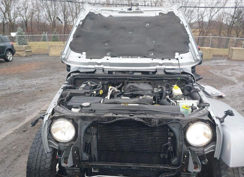 Photo 10 of 2013 Jeep Wrangler SAHARA (VIN 1C4AJWBG0DL639286)