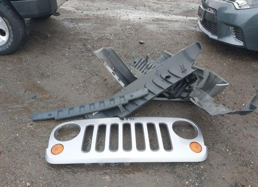 Photo 12 of 2013 Jeep Wrangler SAHARA (VIN 1C4AJWBG0DL639286)