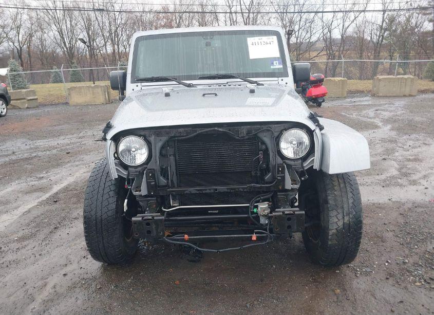 Photo 6 of 2013 Jeep Wrangler SAHARA (VIN 1C4AJWBG0DL639286)